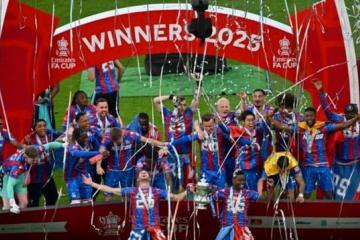 PG电子线上登入-曼联客场战胜水晶宫，客场三分入账