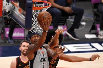 PG电子官网-国王爆冷篮网B队，费沃斯打破历史纪录