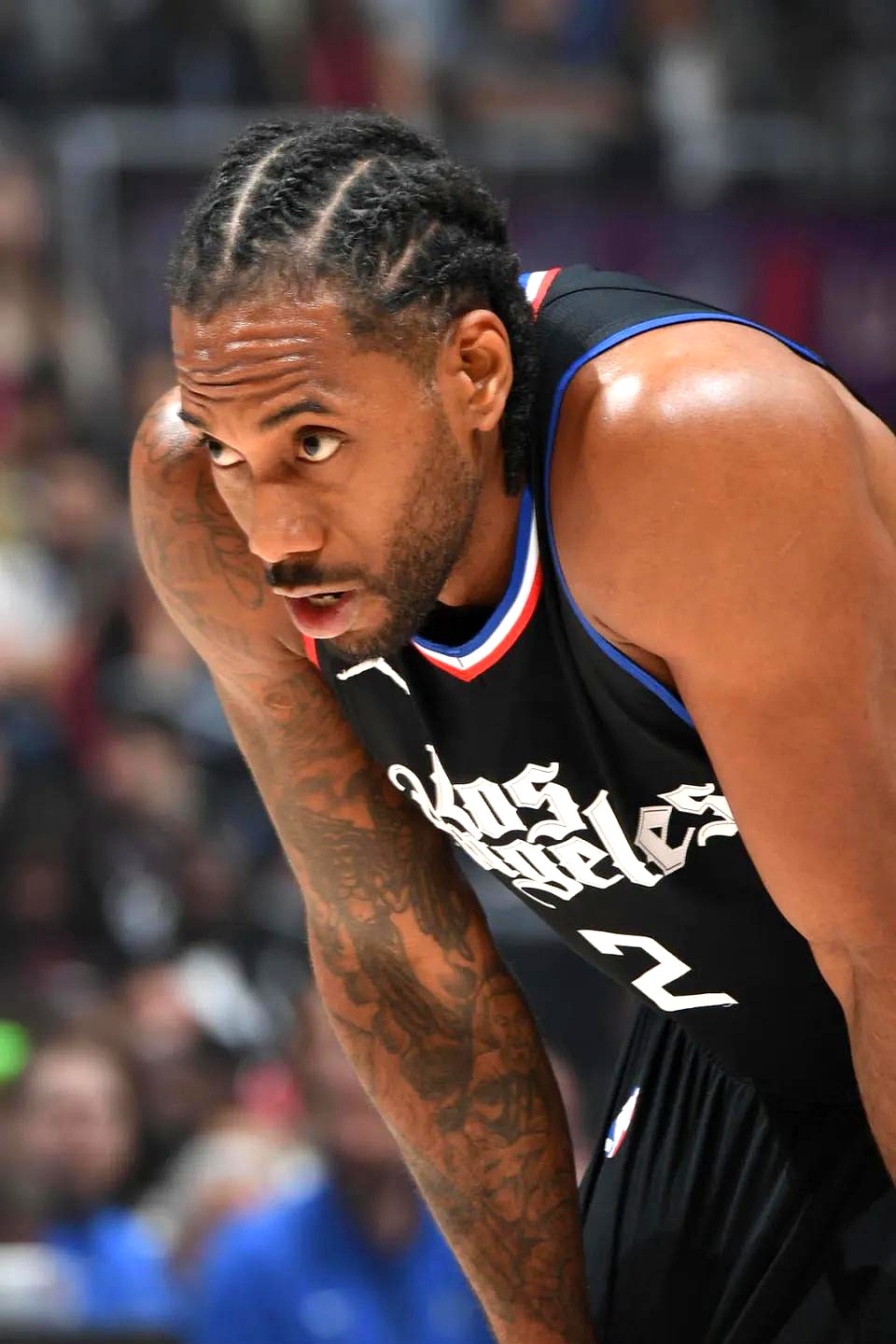 PG平台-快船惜败篮网，莱昂纳德表现出色